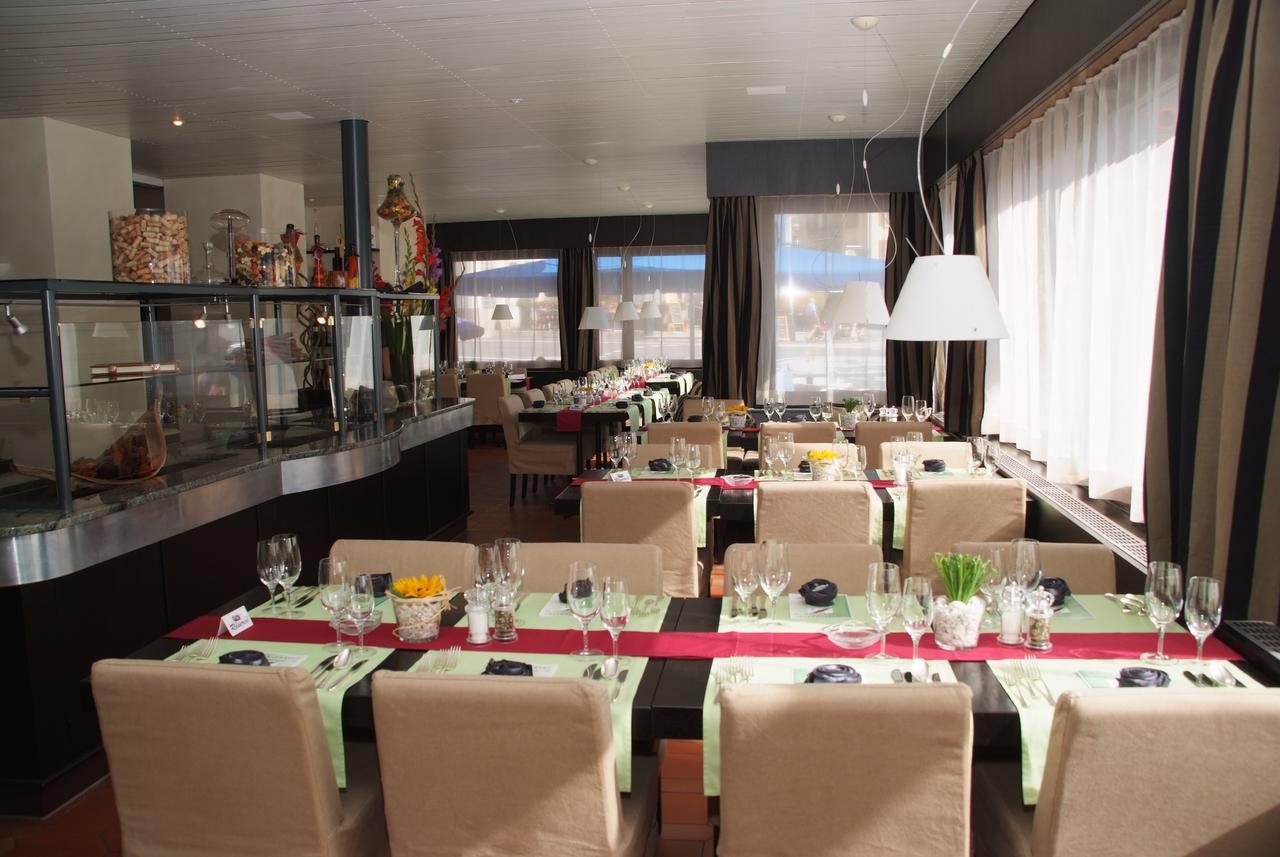 Monopol-metropol Hotel